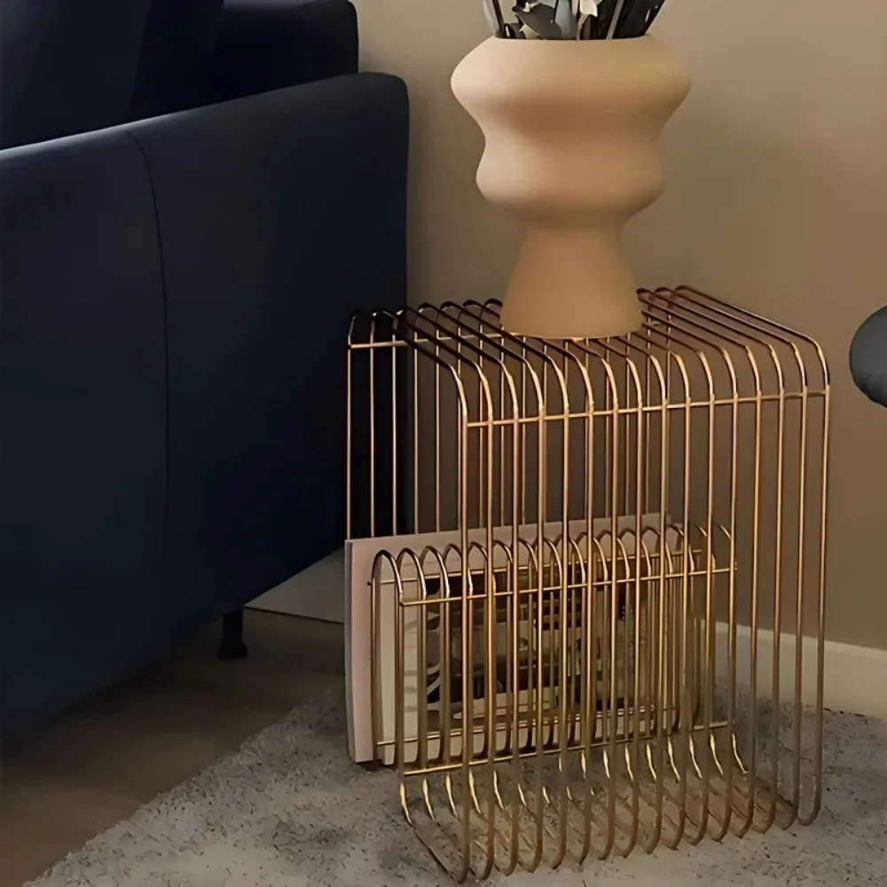 Scandinavian-Inspired Metal Bo - đánh giá và giá Home Decor Magazine